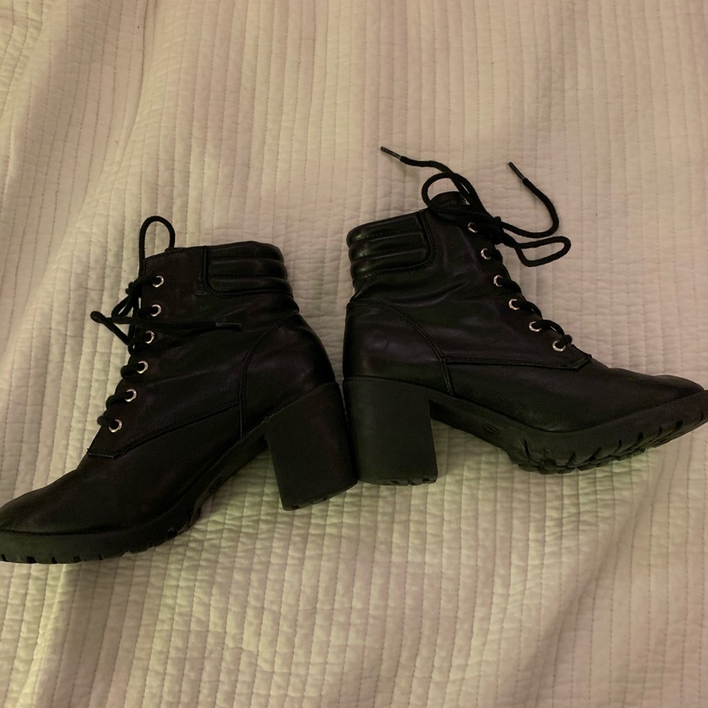 Healed Combat Boots - Picture 3 of 6